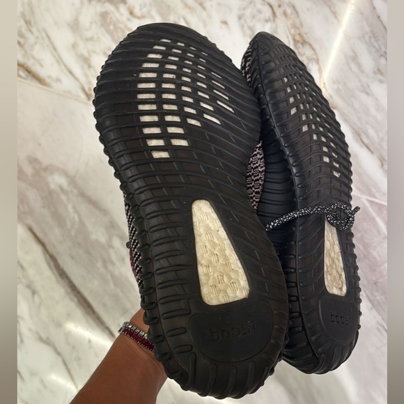 Adidas Yeezy Boost 350 V2 Yecheil Reflective New Black - Picture 4 of 4